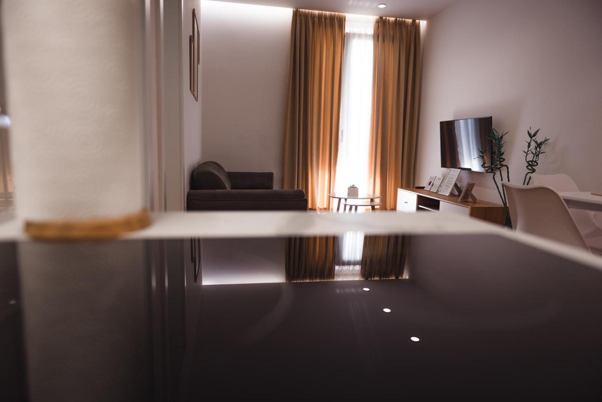 Tam Skanderbeg Square Serviced City Center Apartment No1 Tiranë Luaran gambar