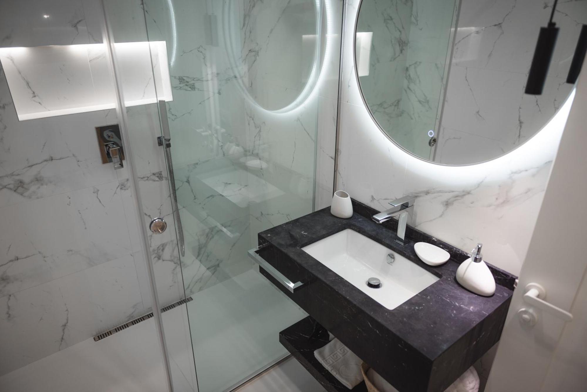 Tam Skanderbeg Square Serviced City Center Apartment No1 Tiranë Luaran gambar