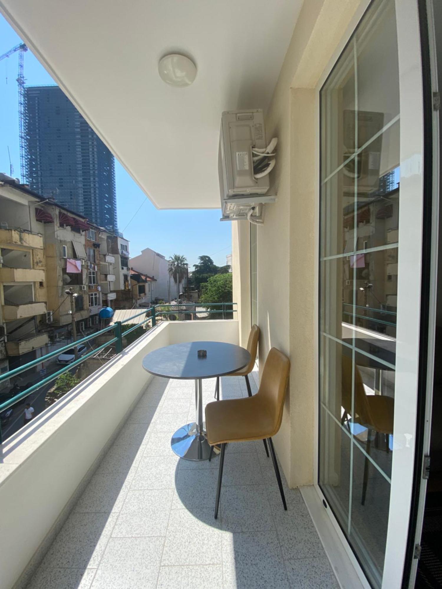 Tam Skanderbeg Square Serviced City Center Apartment No1 Tiranë Luaran gambar